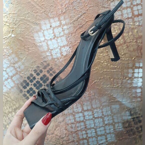 Zara 100% Leather Black Strappy Women's Sandals - Picture 3 of 16
